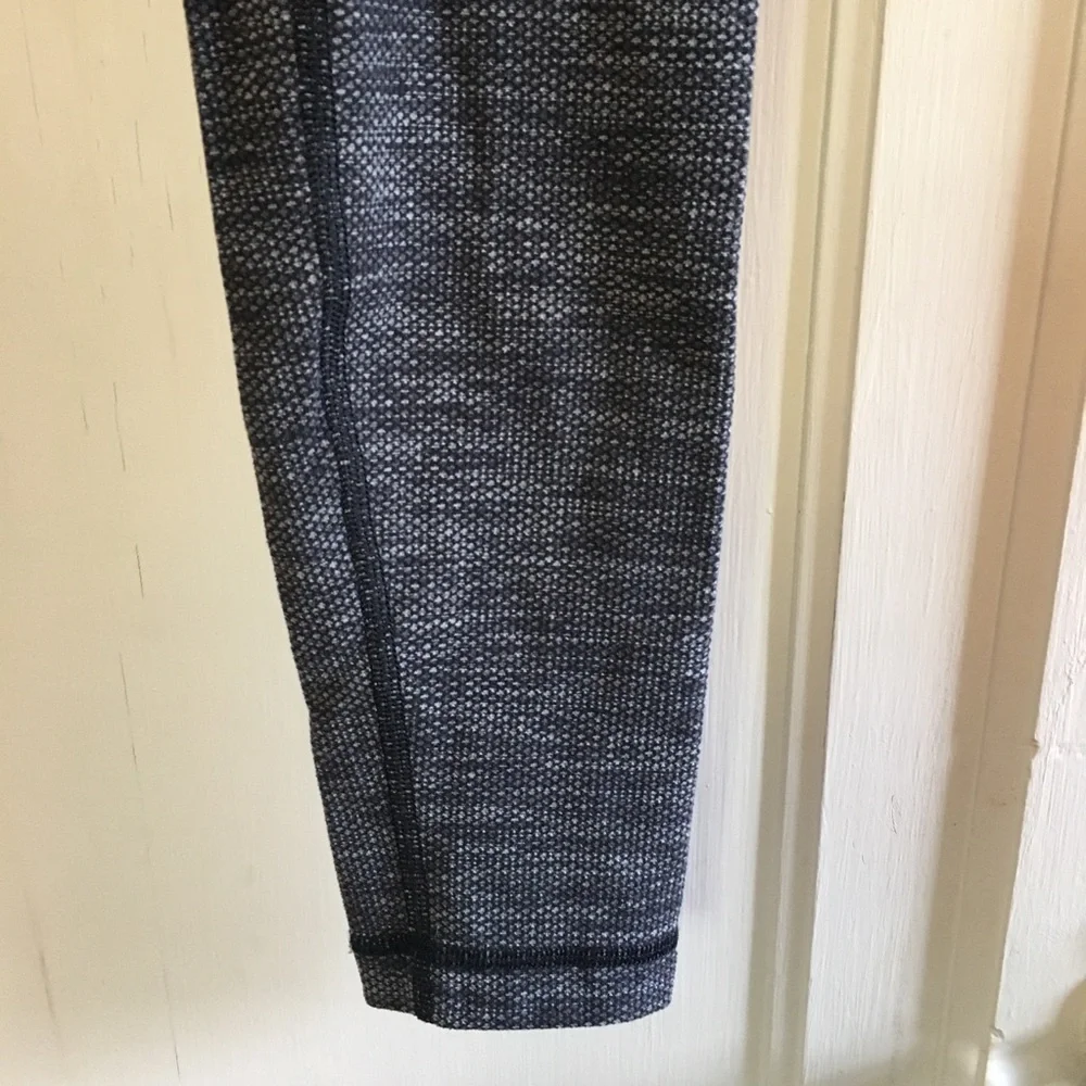 Lululemon Wunder Under leggings